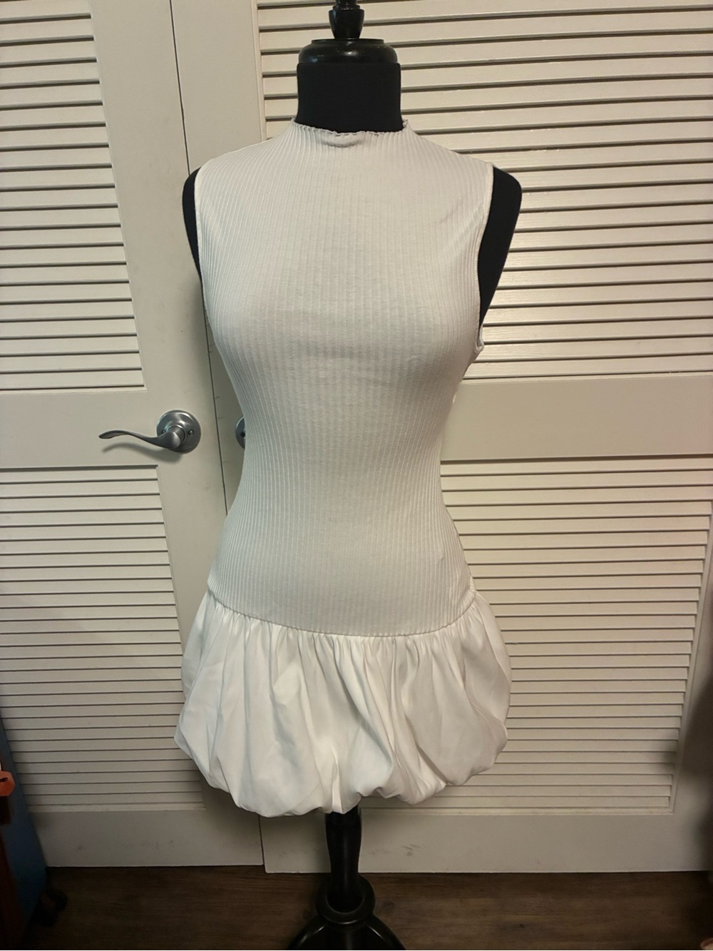 Zara White Sleeveless Ribbed Bubble-Hem Mini Dress